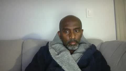 chenthu1979 online show from March 27, 11:22 am