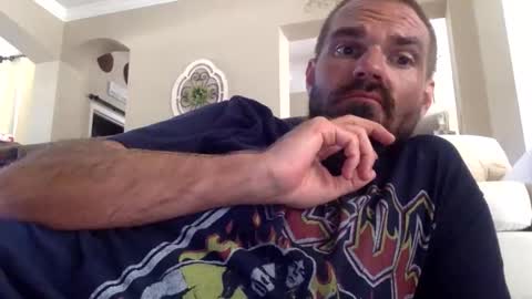 cherokeebatman88 online show from April 12, 5:28 pm