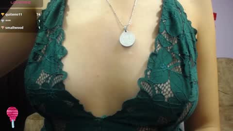 Snapshot of cherry_bigass_ chatting on December 27, 4:58 am Allison online show from December 27, 4:58 am