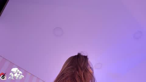 Snapshot of cherry_blond_ chatting on October 16, 8:40 pm Cherry online show from October 16, 8:40 pm