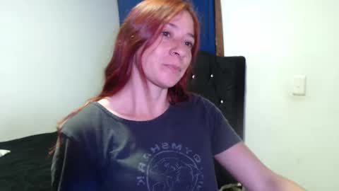 Snapshot of cherry_cam30 chatting on January 18, 12:46 am cherry aleja online show from January 18, 12:46 am