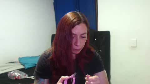 Snapshot of cherry_cam30 chatting on December 20, 12:41 am cherry aleja online show from December 20, 12:41 am