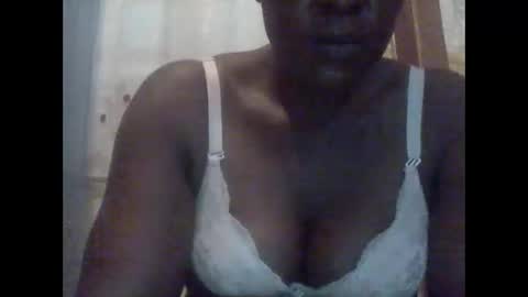 Snapshot of cherry_cherry2 chatting on September 15, 10:28 am cherry_cherry2 online show from September 15, 10:28 am