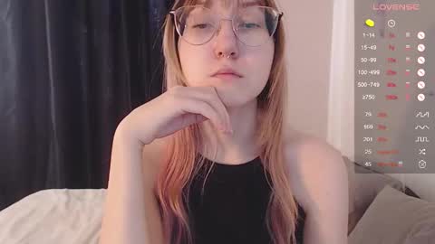 Cheryl online show from November 21, 6:33 am