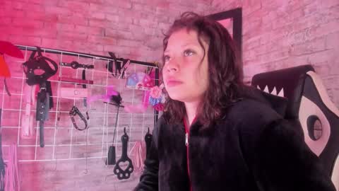     online show from November 2, 11:43 am