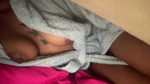 cherryb online show from March 7, 12:04 am