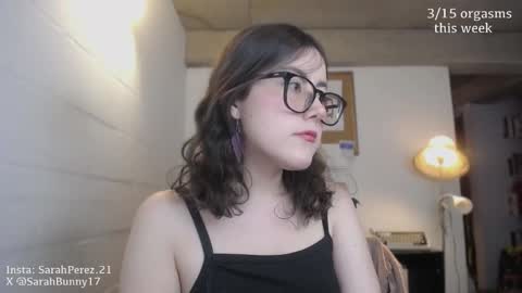 Snapshot of cherrybunny21 chatting on October 6, 2:07 am Sarah Prez online show from October 6, 2:07 am