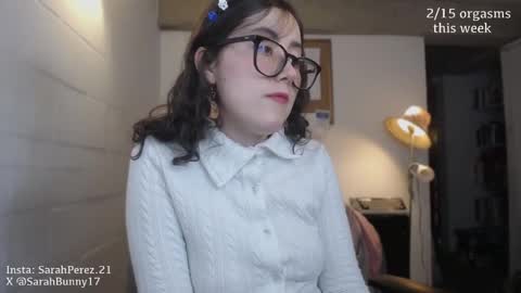 Snapshot of cherrybunny21 chatting on October 13, 3:30 am Sarah Prez online show from October 13, 3:30 am