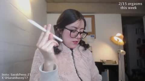 Snapshot of cherrybunny21 chatting on October 16, 1:49 am Sarah Prez online show from October 16, 1:49 am