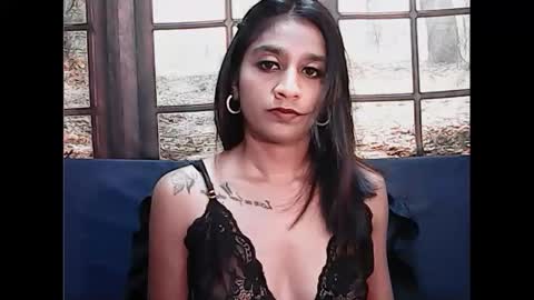 leah online show from February 7, 12:39 pm