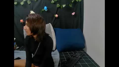 leah online show from October 5, 3:41 pm