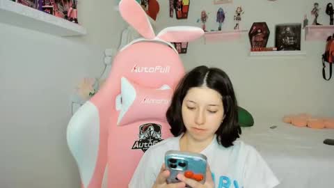 Snapshot of cherrymafer666 chatting on October 6, 3:02 am cherrycute666 online show from October 6, 3:02 am