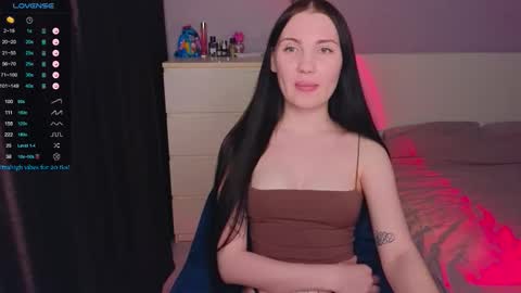 Snapshot of cherrystoun chatting on October 19, 10:47 pm Katrine online show from October 19, 10:47 pm