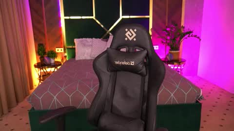 cherryylulu online show from September 14, 6:37 am