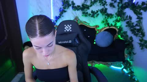 cherryylulu online show from September 13, 6:27 am