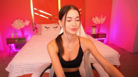 cherryylulu online show from October 7, 7:26 am