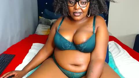 cherryyummy69 online show from January 27, 12:33 am