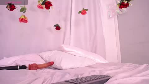 Snapshot of cherylfoster_ chatting on February 21, 12:27 am cherylfoster_ online show from February 21, 12:27 am