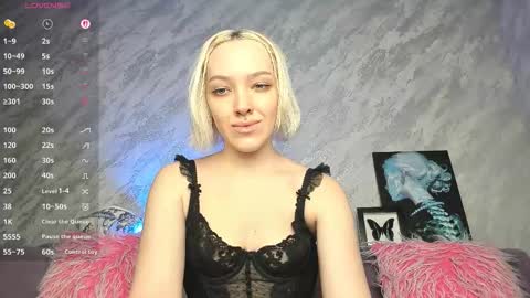 Cheryl online show from December 15, 10:50 pm