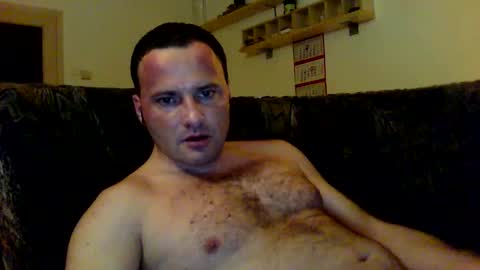 Snapshot of cheryloverboy chatting on December 10, 12:28 am cheryloverboy online show from December 10, 12:28 am