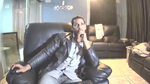 Snapshot of chev619 chatting on October 24, 8:20 pm Chev online show from October 24, 8:20 pm