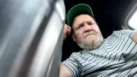 chevy_man1972 online show from February 14, 5:36 pm