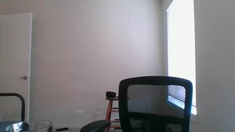 Snapshot of chicago69421 chatting on February 20, 7:19 pm Kyle online show from February 20, 7:19 pm