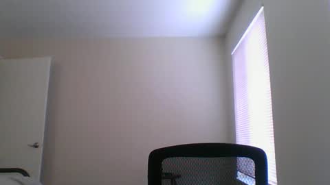 Snapshot of chicago69421 chatting on February 19, 3:38 pm Kyle online show from February 19, 3:38 pm