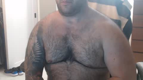 Snapshot of chicagoguy86 chatting on September 25, 3:46 am Chicagoguy86 aka Benny Cooper online show from September 25, 3:46 am