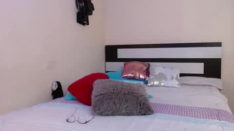 Snapshot of chikandela chatting on February 8, 9:57 pm Valentina online show from February 8, 9:57 pm