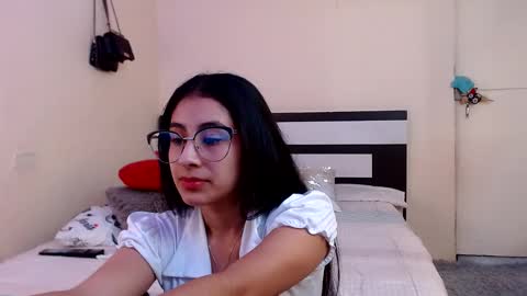 Snapshot of chikandela chatting on February 18, 10:25 pm Valentina online show from February 18, 10:25 pm
