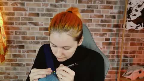 Bella online show from November 12, 9:33 am