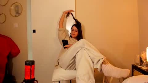 yoursensualparadise online show from December 21, 12:17 am