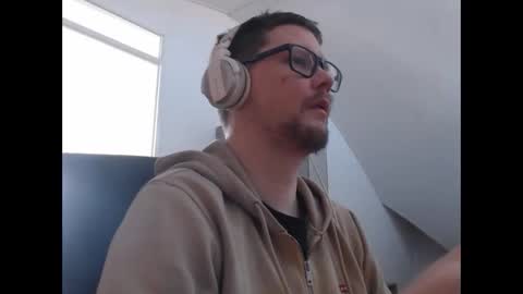 chillzonecam online show from March 9, 12:43 pm