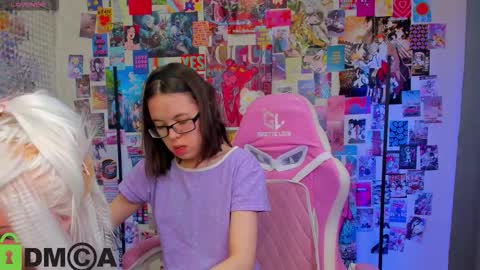 Snapshot of chio_mio chatting on October 12, 3:32 am chio_mio online show from October 12, 3:32 am
