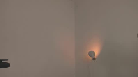 chloe_cooperr online show from February 11, 7:45 am