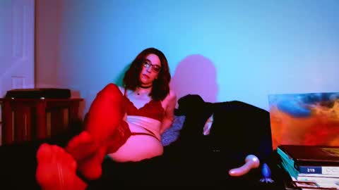 your gal chlo online show from October 1, 2:21 am