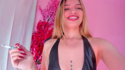 Chloe Miller  online show from December 5, 3:50 am