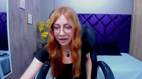 chloecampbell03 online show from September 25, 1:18 pm