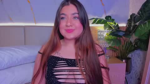 Chloee online show from October 10, 2:01 pm