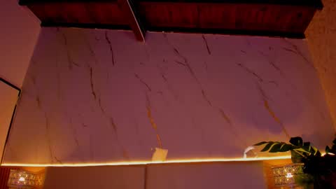 Chloee online show from November 15, 1:24 pm