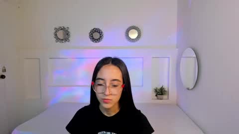 chloehil2 online show from March 11, 8:09 pm