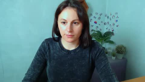 Snapshot of chloejill_ chatting on October 6, 2:24 pm Chloe online show from October 6, 2:24 pm