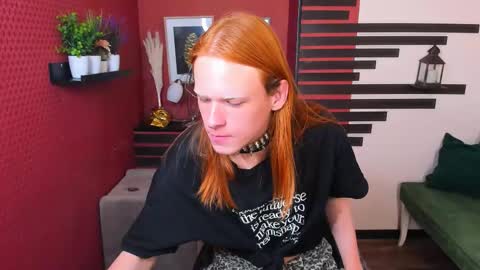 Chloe online show from September 25, 9:27 am