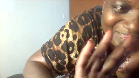 Snapshot of chocobabe002 chatting on September 28, 7:56 pm chocobabe002 online show from September 28, 7:56 pm