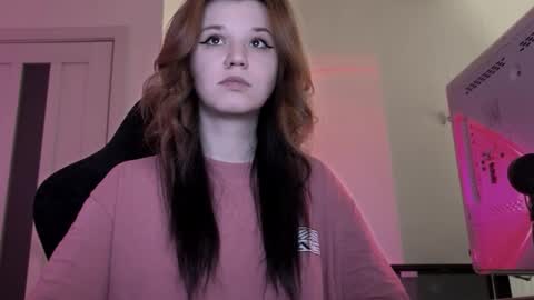 Lissa online show from March 18, 4:24 pm