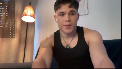 Snapshot of chris_argent chatting on September 29, 9:03 pm Chris Argent online show from September 29, 9:03 pm