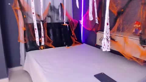 Snapshot of chris_huntter chatting on October 23, 11:49 pm chris_huntter online show from October 23, 11:49 pm