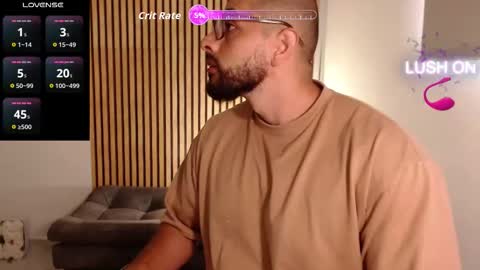 cris         Twitter magnum101010 insta magnumc20 online show from December 15, 2:02 pm