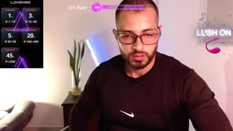 Snapshot of chris_magnum_ chatting on February 25, 11:37 pm cris Twitter magnum101010 insta magnumc20 online show from February 25, 11:37 pm